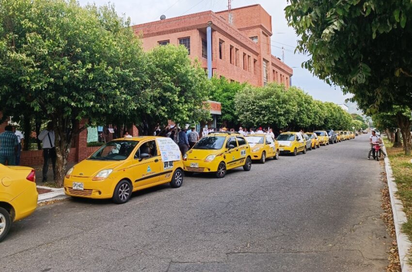  Se superó protesta de taxistas en Aguazul
