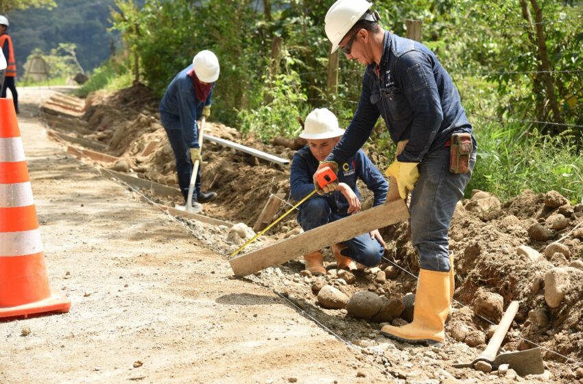  Ecopetrol avanza en el mantenimiento de más de 100 kilómetros de vías rurales en Yopal  