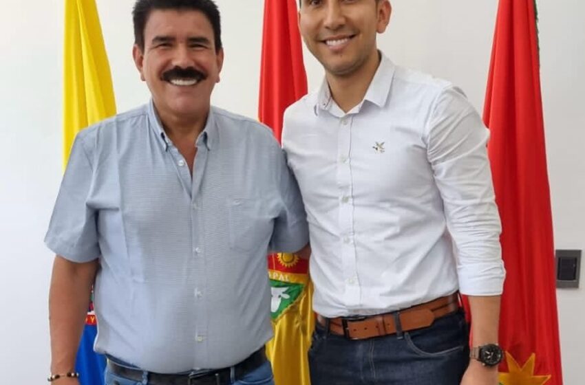  Alcalde Marco Tulio Ruíz posesionó al nuevo Secretario de Educación de Yopal