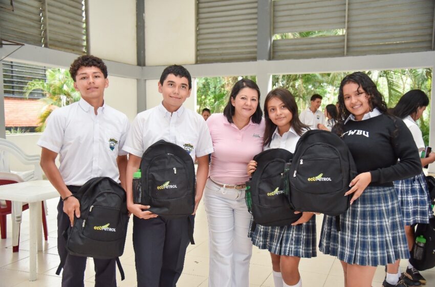  Más de 7 mil kits escolares para estudiantes y docentes entrega Ecopetrol en Casanare
