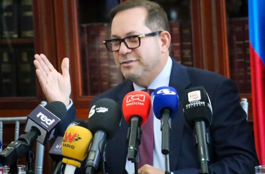  ‘Da dolor escuchar a un profesional que no ha podido despegar porque no ha podido pagarle al ICETEX’: Lidio García Turbay