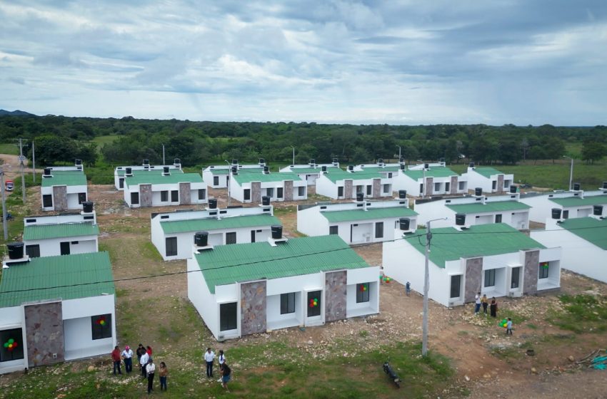  Zorro entrega más viviendas a cero pesos a familias vulnerables de Casanare